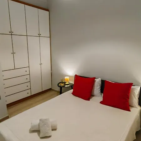 Allin Apartment Mantouki